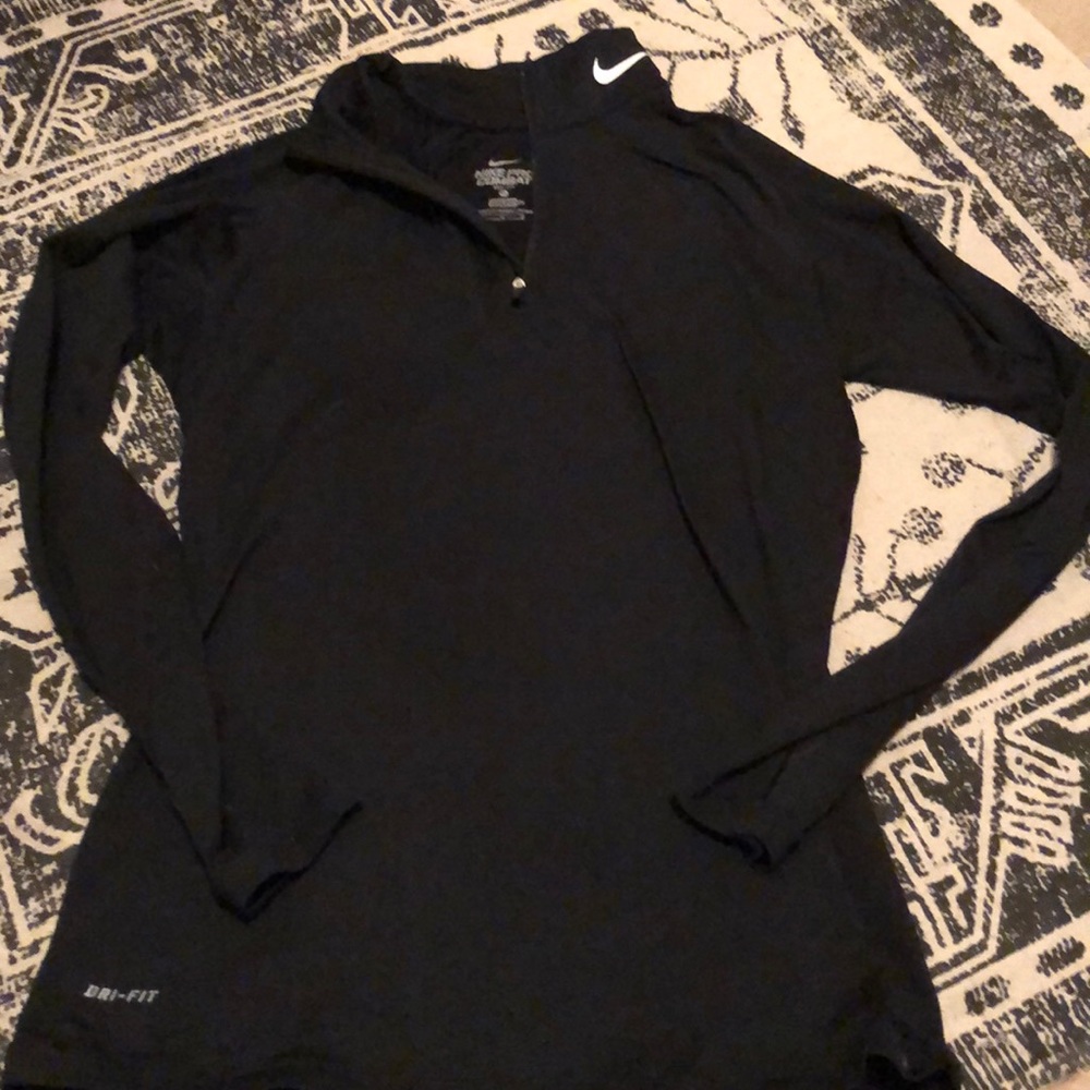 Nike pullover